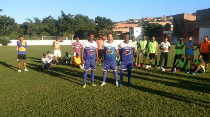 Primeiro Uniforme de Treino da Seleção de Mutuípe é patrocinado pela Rádio Interativa FM