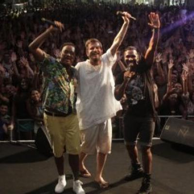 SAULO SERÁ O CONVIDADO DO ENSAIO DO É O TCHAN DESTE DOMINGO