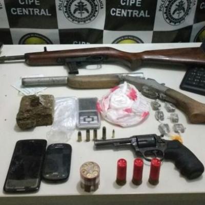 POLICIA REALIZA MEGA OPERAÇÃO NO ALTO DA CAJAZEIRA