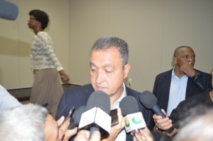 Rui Costa firma parceria para obras em mais 3 mil quilômetros de estradas