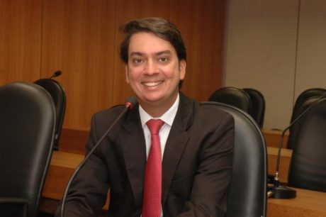 Pedro Tavares comemora liberação de recursos para Mutuípe