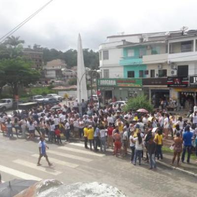MANIFESTO PEDE FIM DA VIOLÊNCIA CONTRA A MULHER