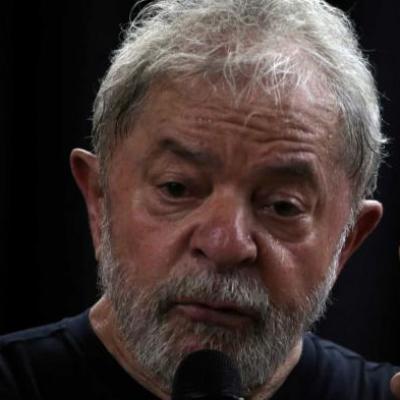 Lava Jato reitera Lula no semiaberto e diz que bens cobrem multa